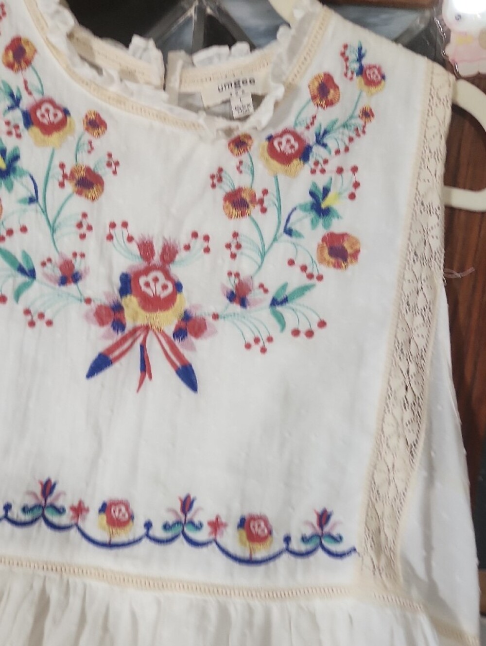 Umgee White Mini Dress with Red, Yellow & Blue Floral Embroidery 🌟call out - Picture 4 of 16
